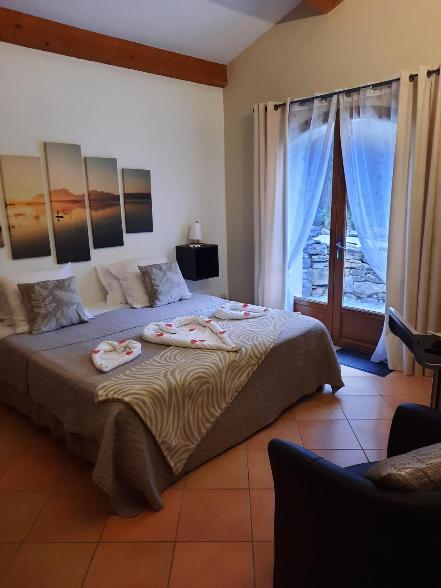 Villa Asunda B&B Spa & Sauna, Chambres D'Hotes Saint-Maximin Εξωτερικό φωτογραφία